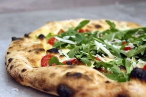 outdoor pizza oven guide - pizza